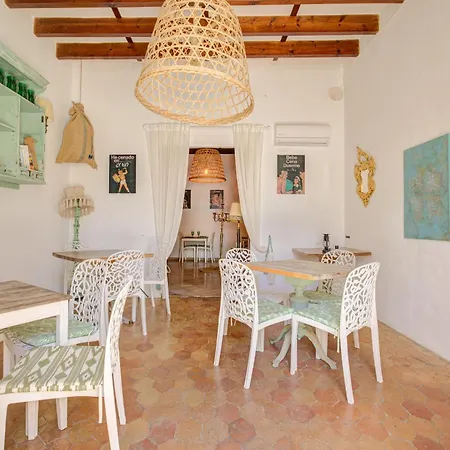Hotelet Oms Picasso By Rentallorca Penzion Petra (Mallorca)